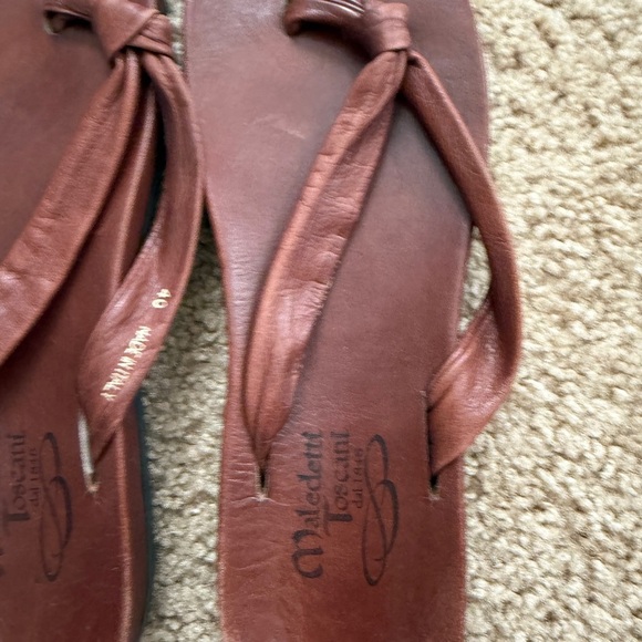 Michele Brown Leather Thong Sandals - Picture 2 of 4